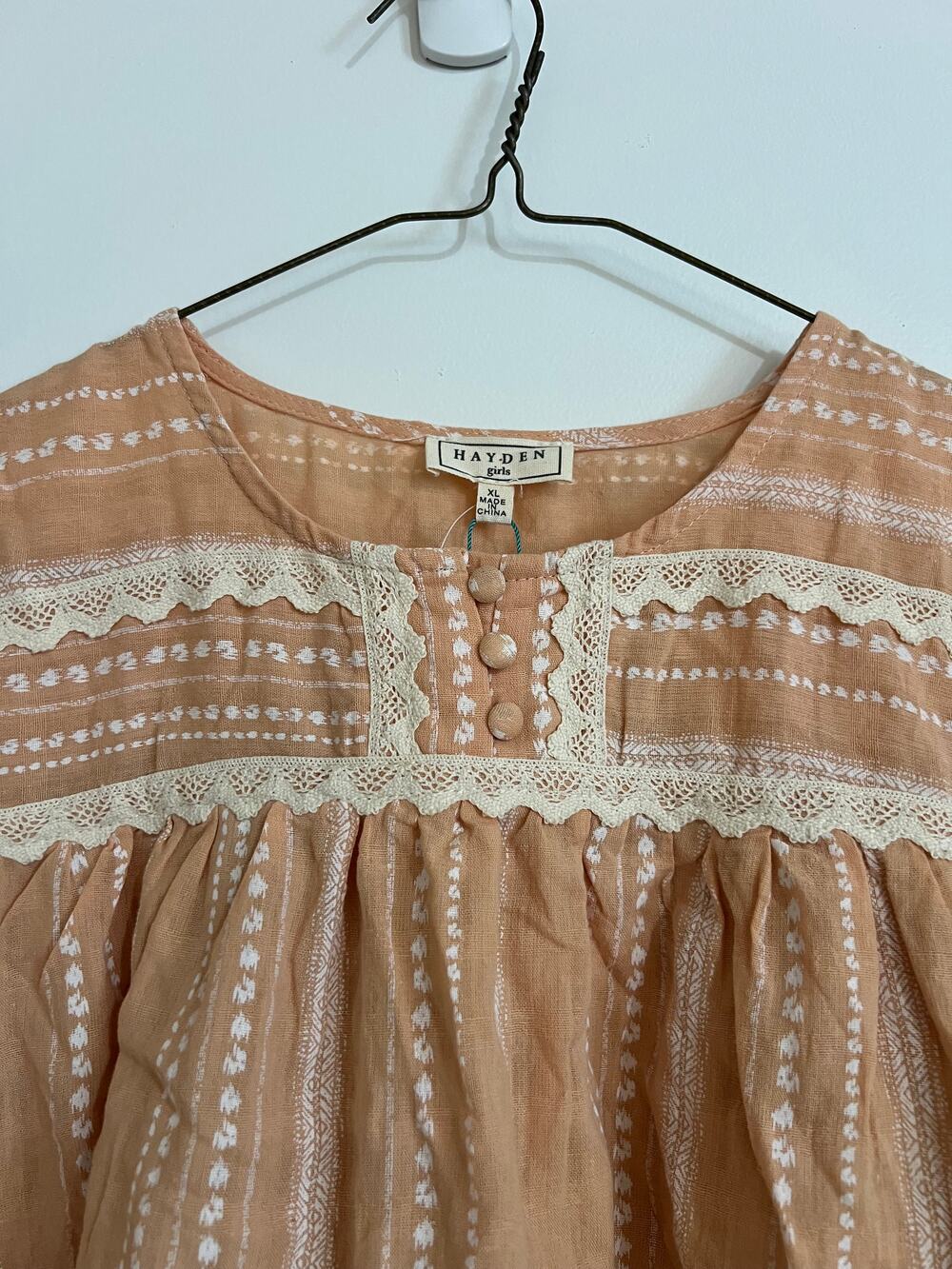 Hayden Girls NWT‎ Boho Blouse Size XL Peach Pink Stripe Lace Trim Peasant Top